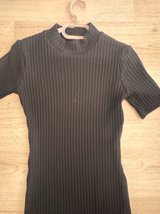 Черна рокля плетиво