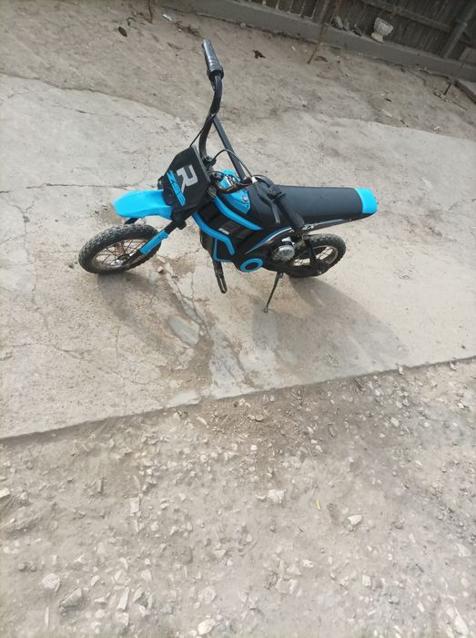 Vând motocross electric