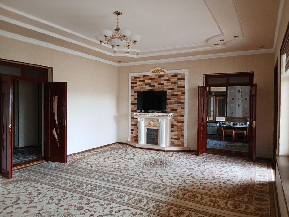 Qibrayda uy sotiladi 7 sotix