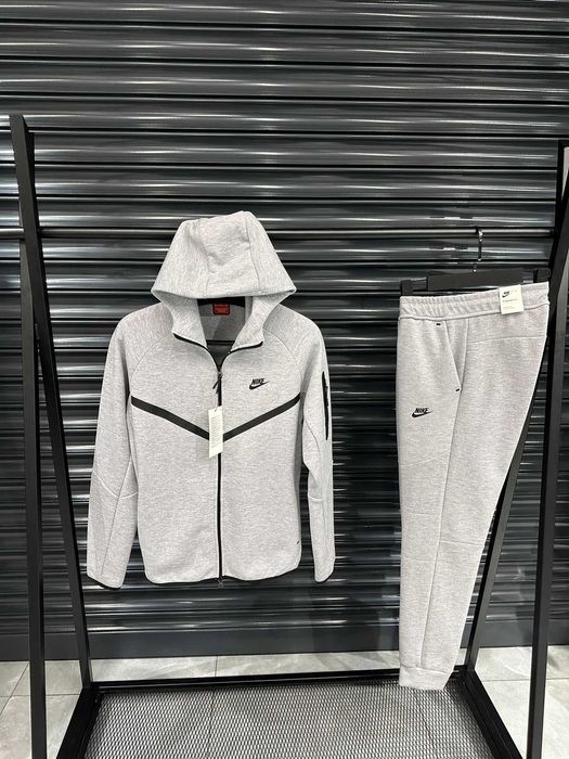 Сив екип - Nike Tech | 100% памук