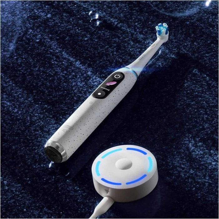 Електрическа четка Oral-B iO Series 10 - Stardust White