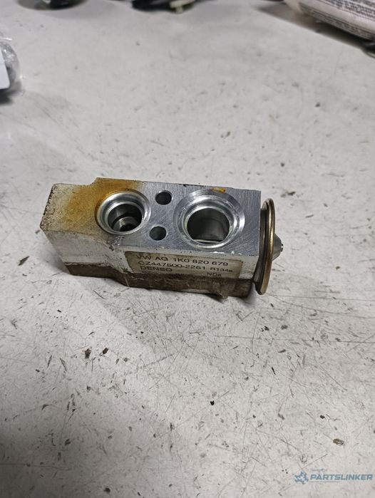 Supapa Expansiune Clima Volkswagen Tiguan 5N_ 2007 - > 1K0820679