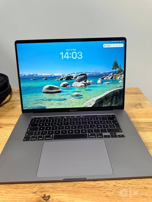 MacBook Pro 16” 2019 — Core i7 / 16GB / 512GB SSD