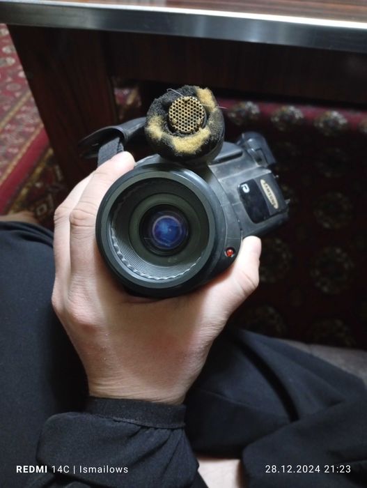 Видеокамера  б/у