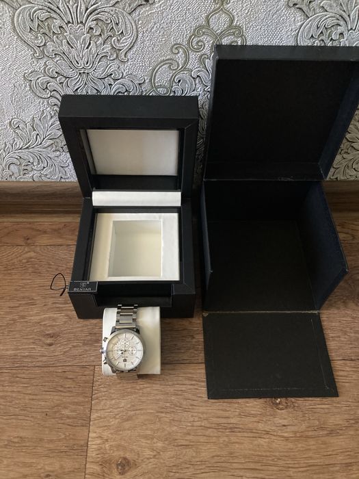 Продам часы