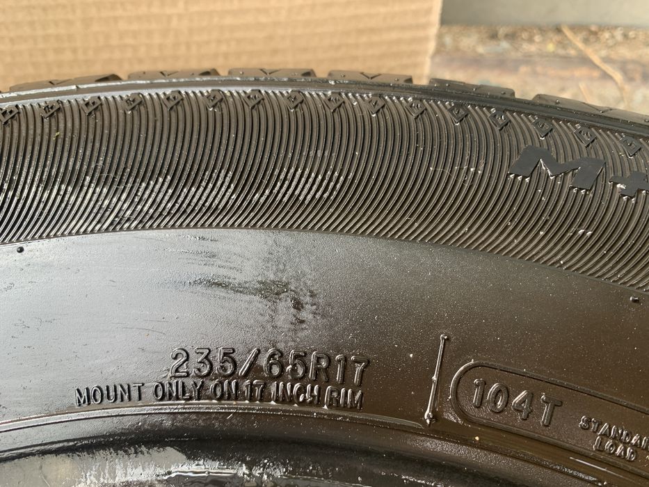 235 65 R17 Пара 2шт. Шины
