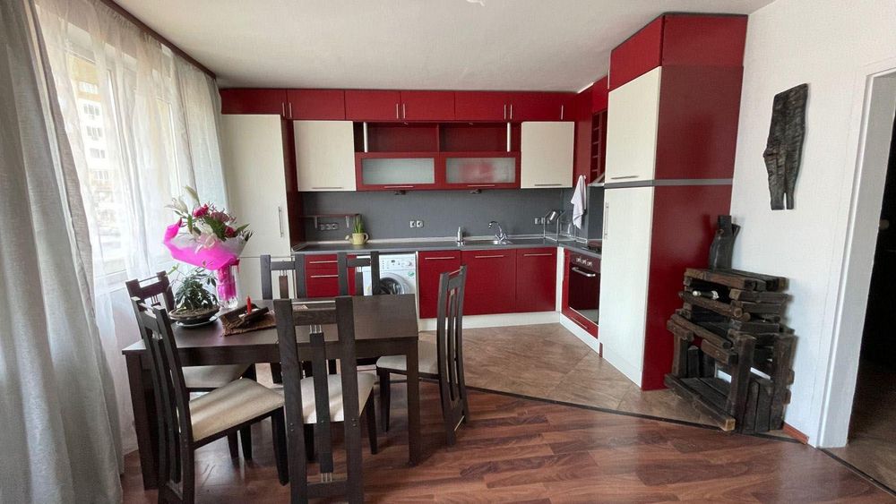 Дава се под наем Тристаен апартамент в София, Красно село - 110 кв.м за 746.64 € - Снимка #3
