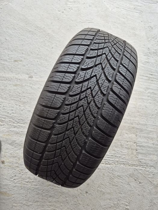 O bucată 225/50 R17 M+S iarnă - una Dunlop Semperit Fulda Sailun