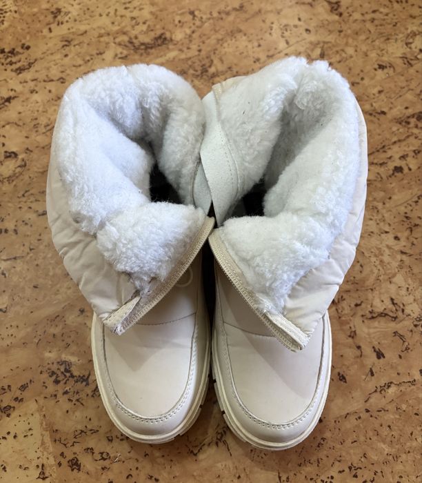 Зимнии очень теплые ботинки