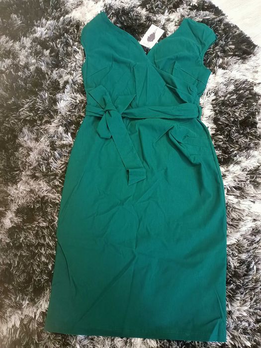 Rochie eleganta, ținută de zi!