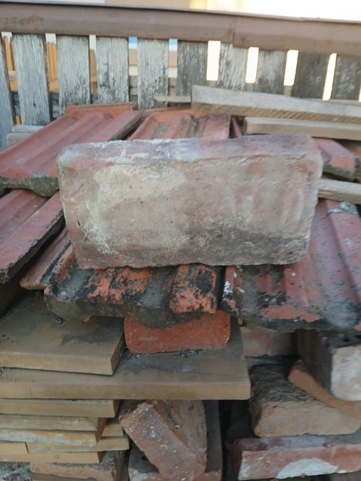 Cărămidă din Demolări / 400 Bucăți