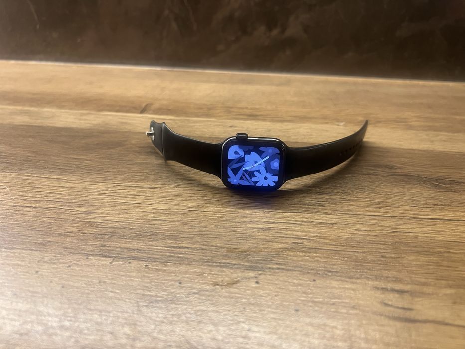 Продается Apple Watch