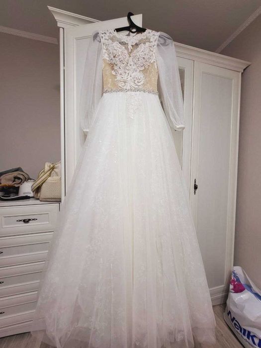 Свадебные платья