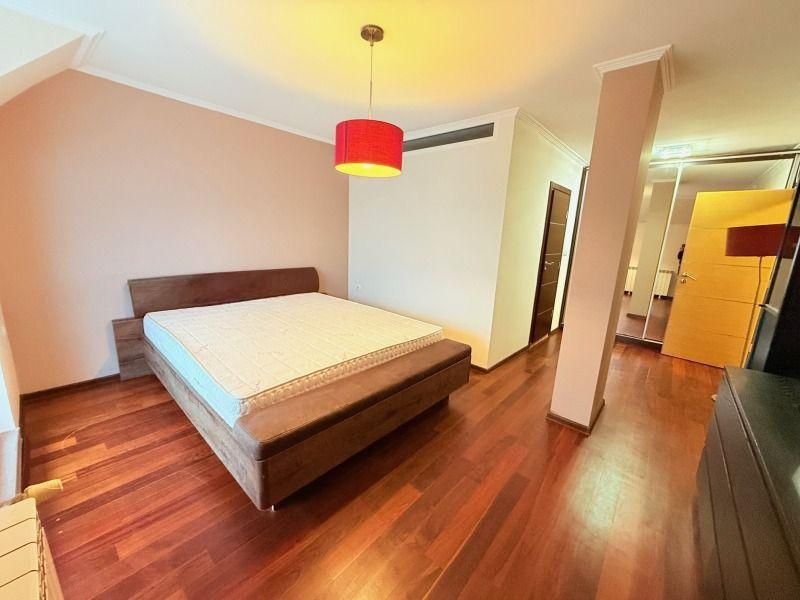 Дава се под наем Тристаен апартамент в София, Гоце Делчев - 155 кв.м за 1246.44 € - Снимка #6