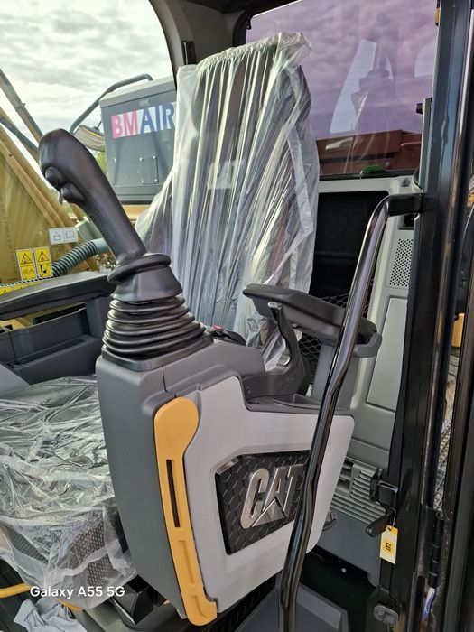 Excavator Caterpillar 323 NEXT GEN