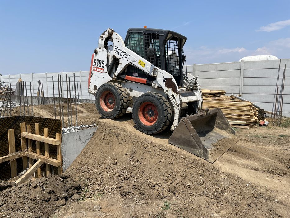 Inchiriez bobcat , excavator ,picon 3,5 tone, cilindru compactor,