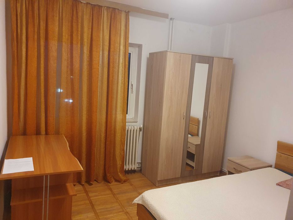 De închiriat apartament spațios