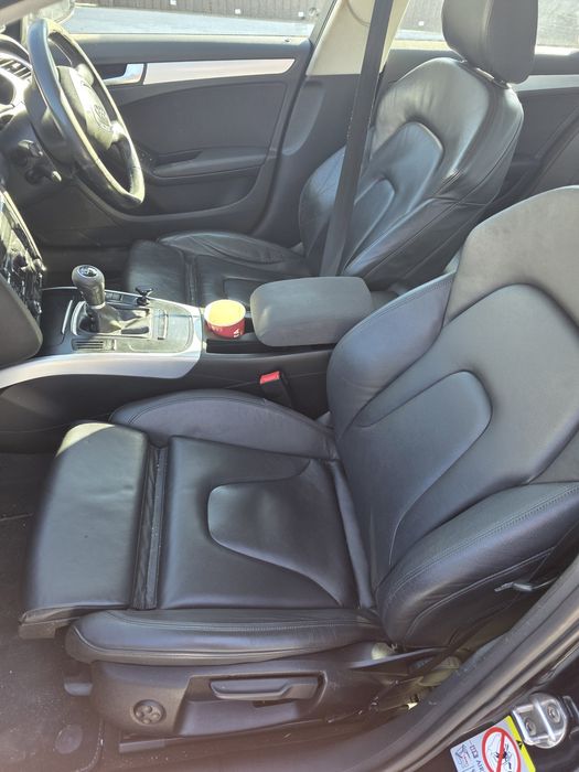 Dezmembrez audi a4 b8 2.0 caga 143 cp