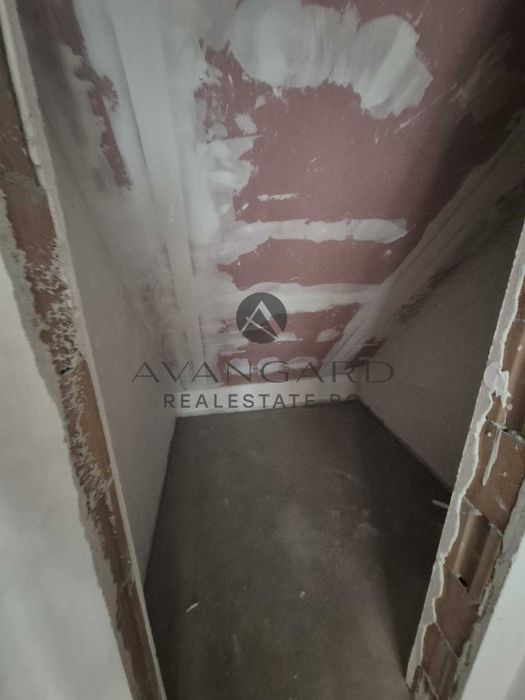 Продава се Тристаен апартамент в Пловдив, Център - 162 кв.м за 1482 €/кв.м - Снимка #5