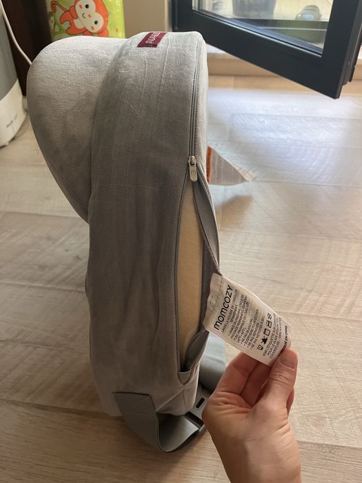 Perna de alăptare Momcozy
