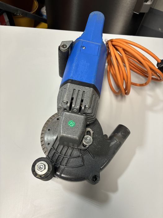 Baier masina canelat Hilti