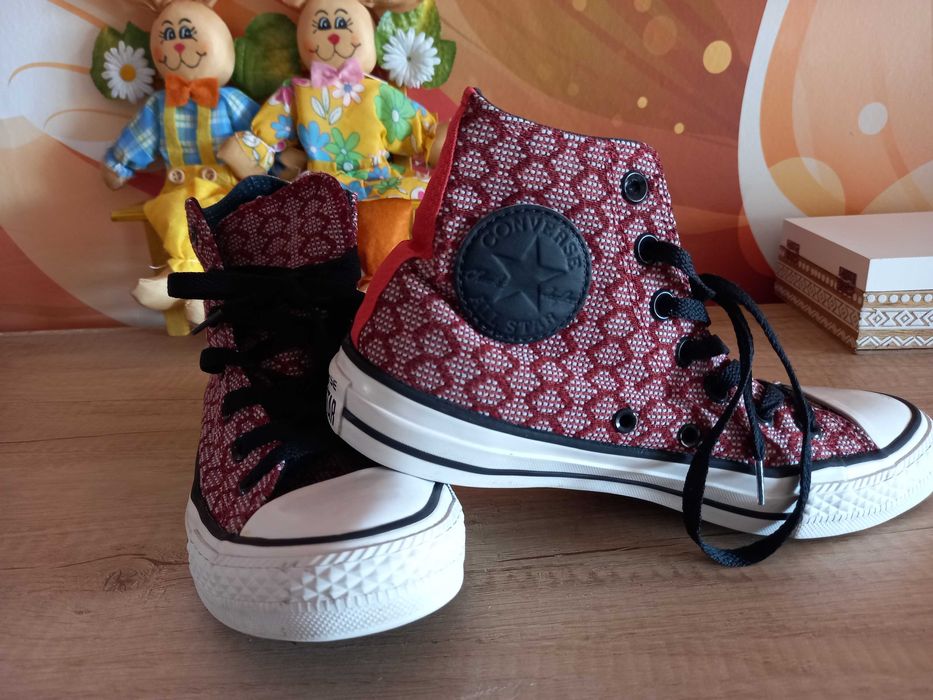 Оригинални Calvin Klein  , united nude, pinko, Converse