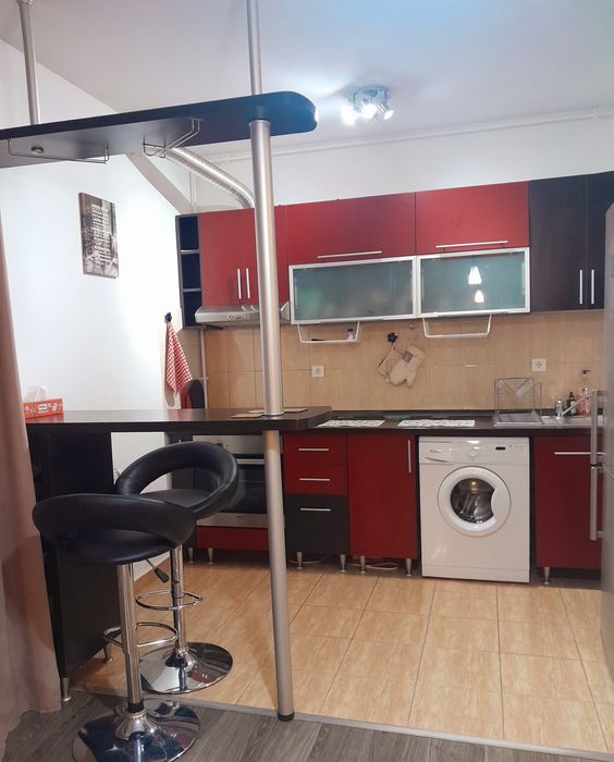 Inchiriez Apartament