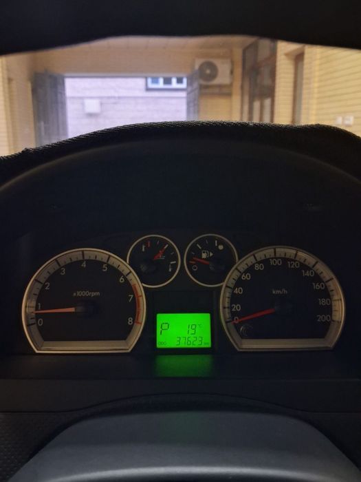 Продается Nexia 3