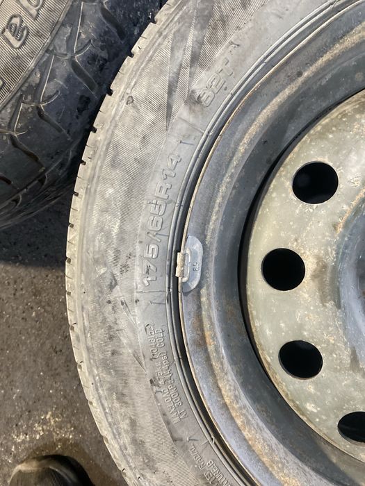 Продаю диски с резиной