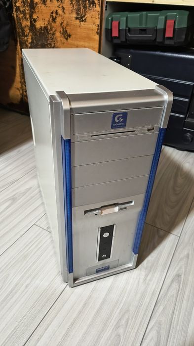 Carcasa ATX PC (vintage retro builds) + alte piese PC