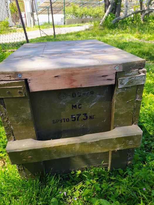 Продавам сандъци, преработени за 9-рамкови кошери