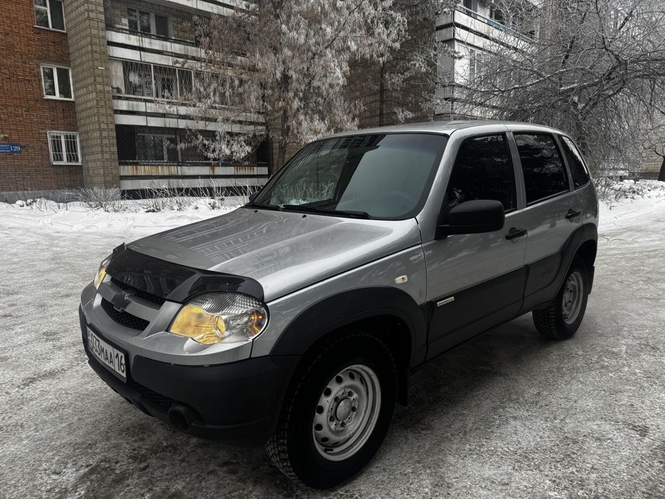 Niva Шевролет в одних руках