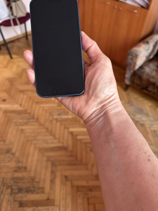 Iphone13 Перфектен!