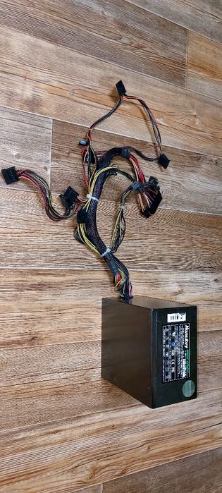 Блок питания HuntKey