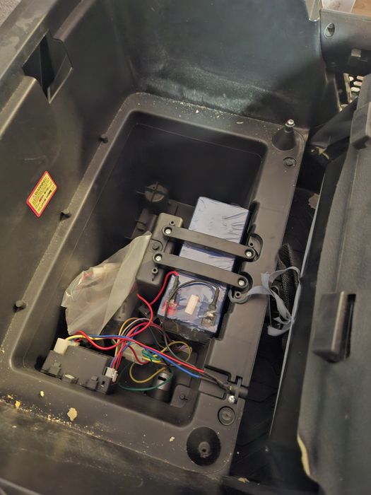 Срочно детский мошина сотилади