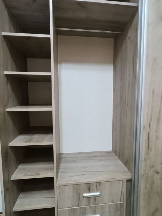 Шкаф-купе новый ,из лмдф,лелали на заказ ,фурнитурa blum