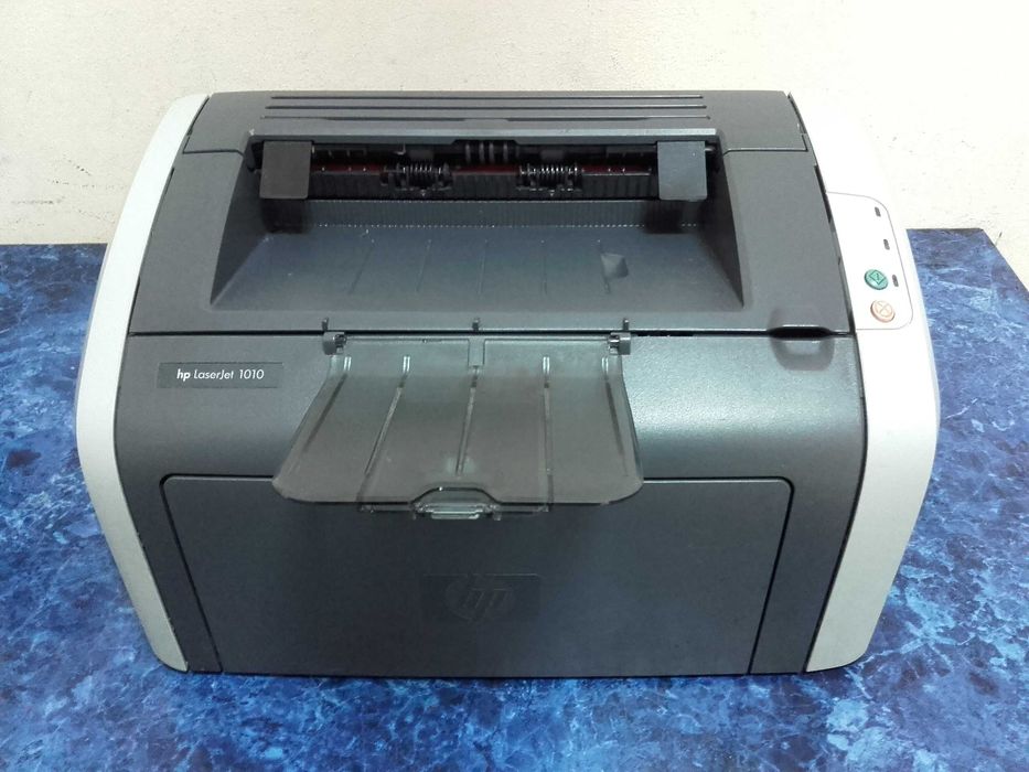 Отличен!!! Лазерен принтер HP LaserJet 1010