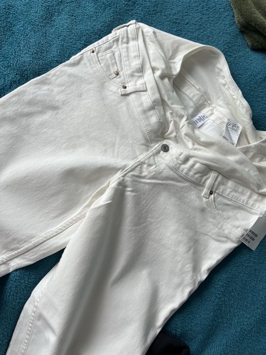 Blugi albi gravide H&M noi