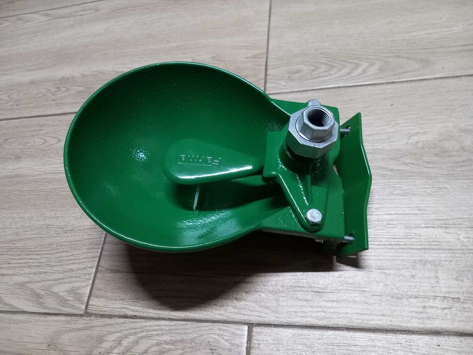 adapatoare apa vaci, cai, vitei