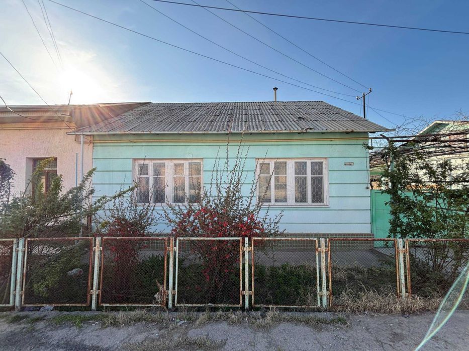 Сдается в аренду 3-х комнатный дом с земельным участком 10 соток.