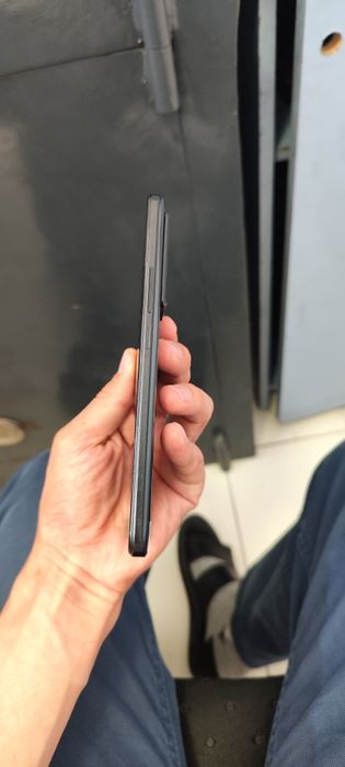 Poco F5 pro.  ideal