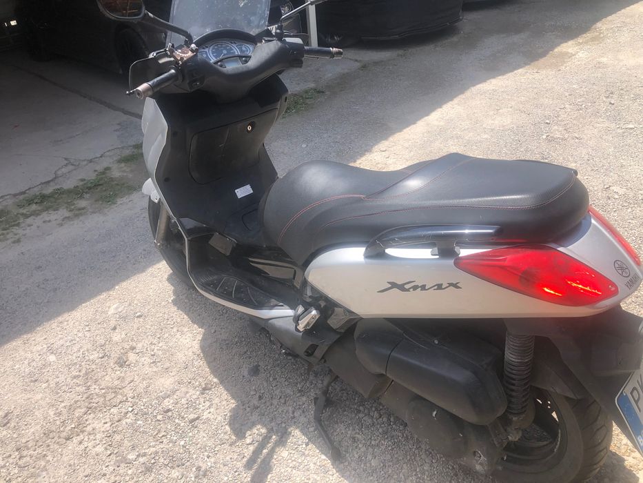 Yamaha X-max 250i