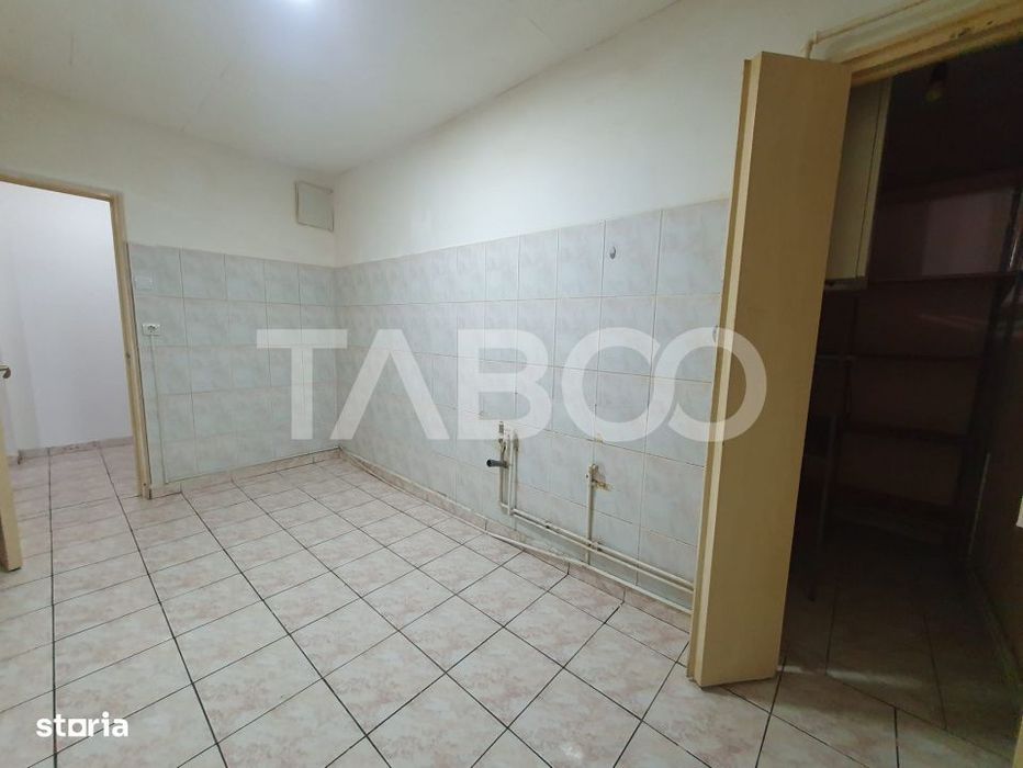Apartament 2 camere decomandat Zona Stejarului 55 mp utili