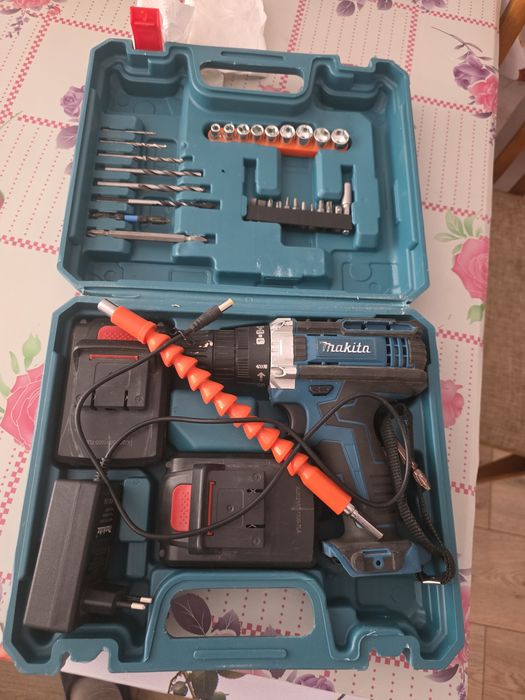 Шуруповерт. МАКИТА