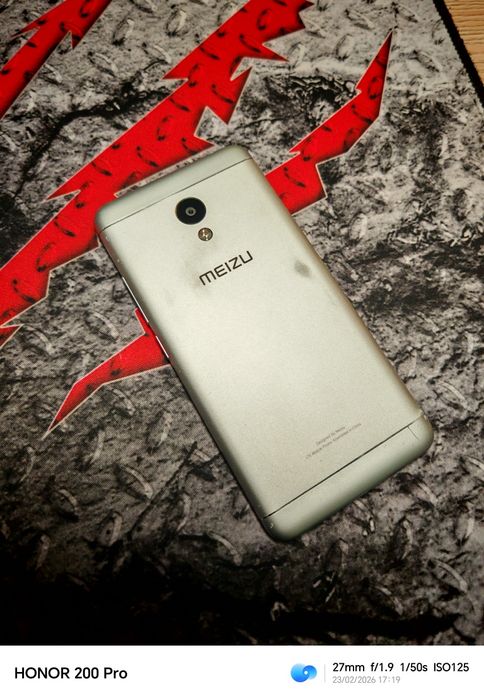 Продам meizu m3s дешего