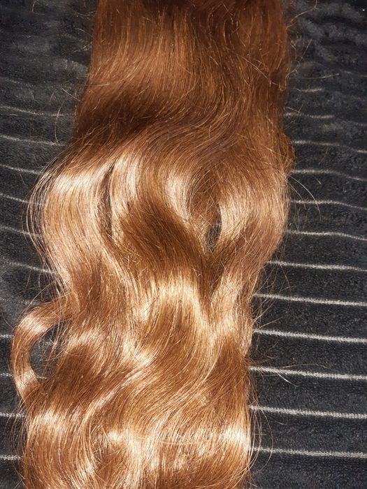 Vand extensii saten și blond clipsuri.