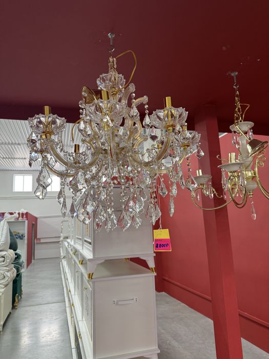 Люстры новые хорошего качество