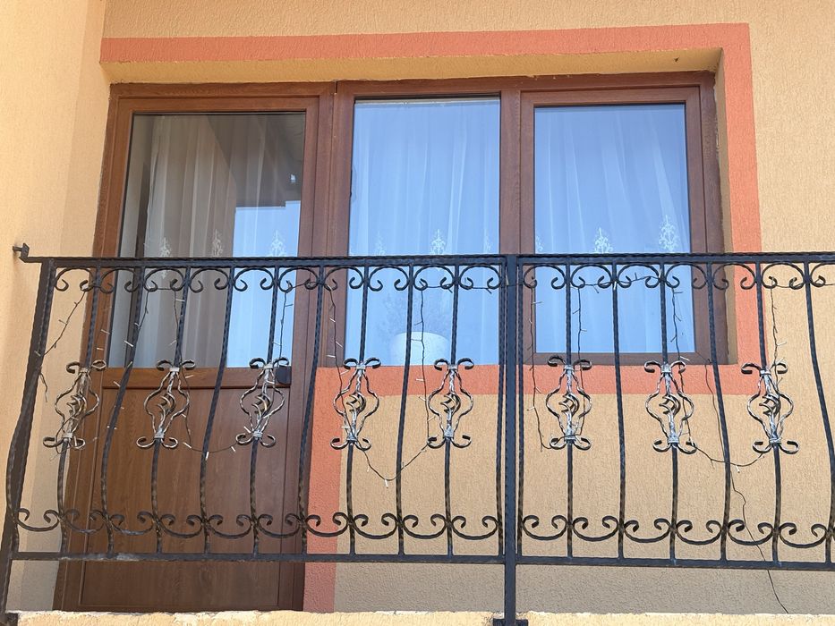 Vand usi si geamuri de termopan