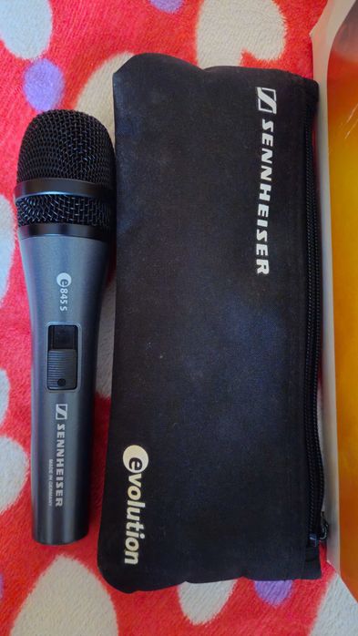 Sennheiser E 845 S,microfon vocal cu fir, buton On/Off,nou,made in Germany.