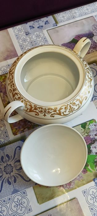 Фруктовница 3-ех ярусная.